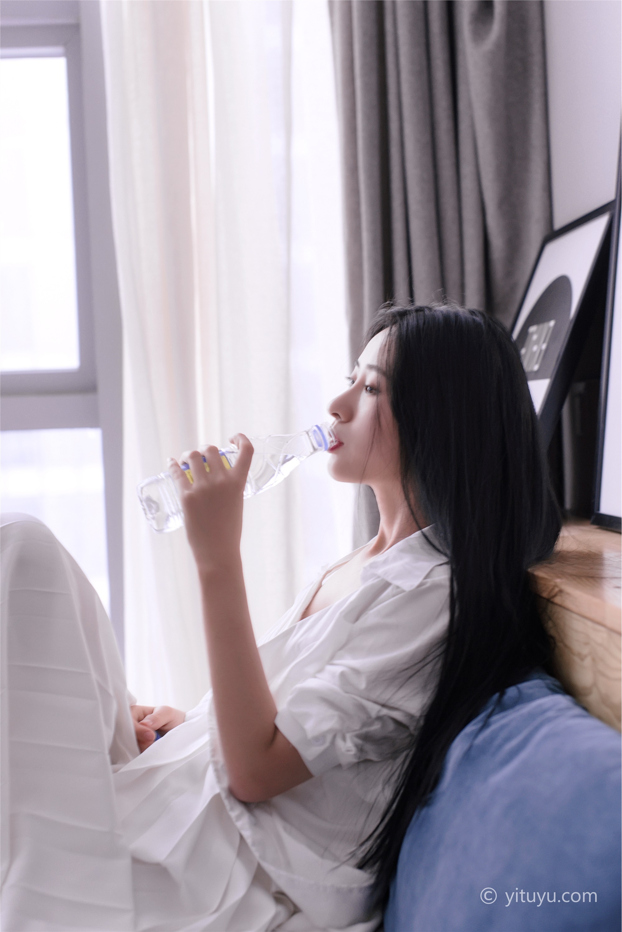 YITUYU艺图语 2021.08.16 分手前 颖儿